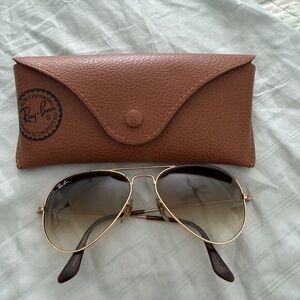 Ray-Ban Gold Aviator Sunglasses with Brown Case